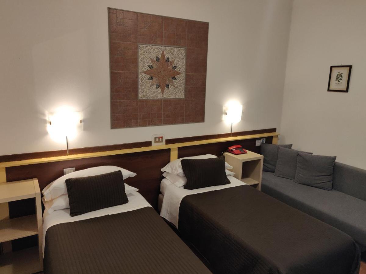 Hotel Il Rustichello 로나토 외부 사진