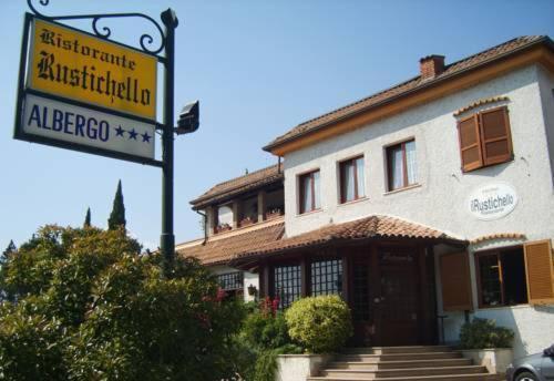 Hotel Il Rustichello 로나토 외부 사진